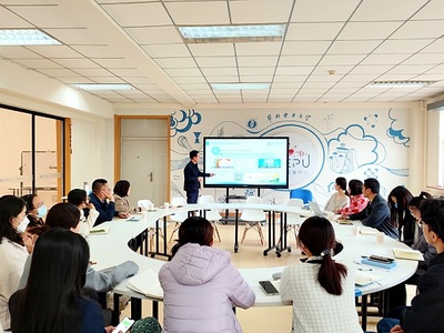 心理健康教育中心召開心理輔導員學習沙龍