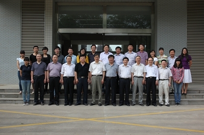 &ldquo;十二五&rdquo;國家&ldquo;863&rdquo;課題&ldquo;植物工廠營養(yǎng)液管理與蔬菜品質調控技術裝備研究&rdquo;啟動與咨詢會在我校召開