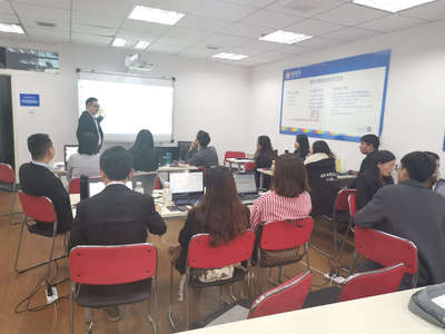 賢士堂教育信息咨詢