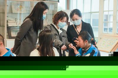 雙流區副區長賀小娟深入調研特殊教育及教育信息咨詢服務工作